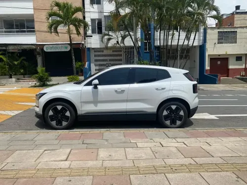 VOLVO EX30 CORE E40 - ELECTRICO