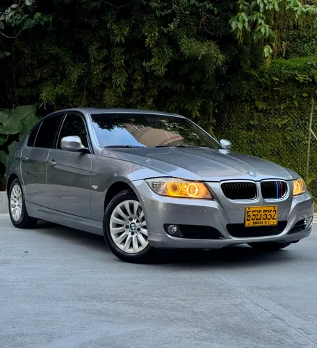 BMW 320I LCI EXECUTIVE 2009