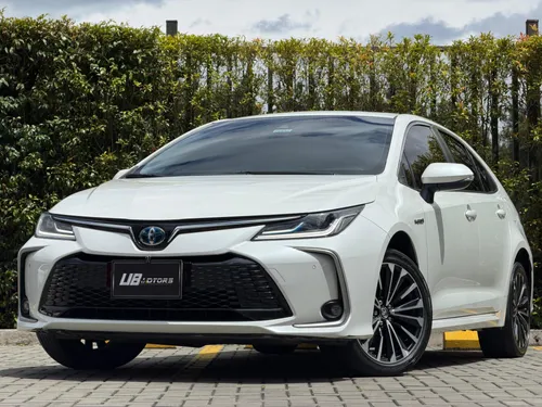 TOYOTA COROLLA HÍBRIDO  SEG 2024 