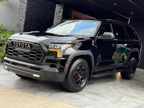 Toyota sequoia Edicion TRD PRO HIBRIDA 2025