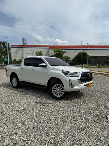 TOYOTA HILUX 2.4 BLINDADA 