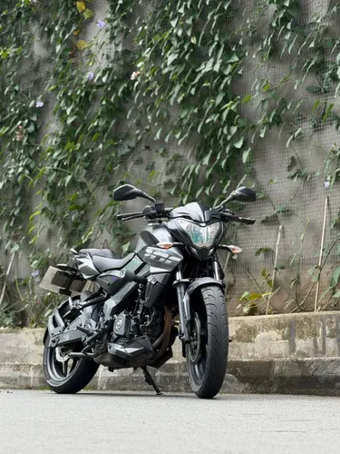 Bajaj Pulsar NS200 FI 199cc
