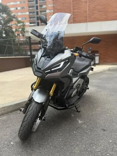 Honda X-ADV750 745cc