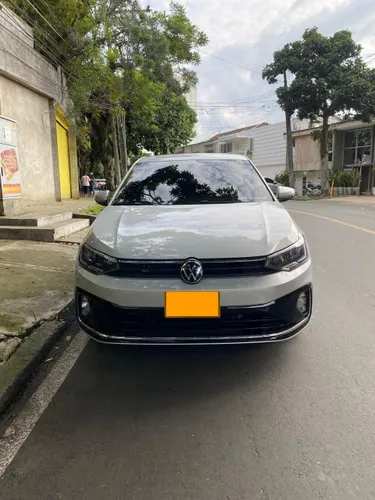 Volkswagen virtus 2025 7 mil km excelente estado 