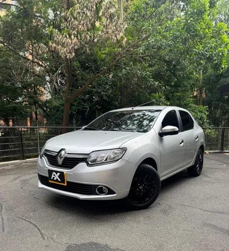 RENAULT LOGAN EXPRESSION MT 2018