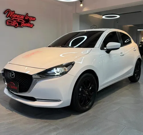  Mazda 2 Grand touring 2021