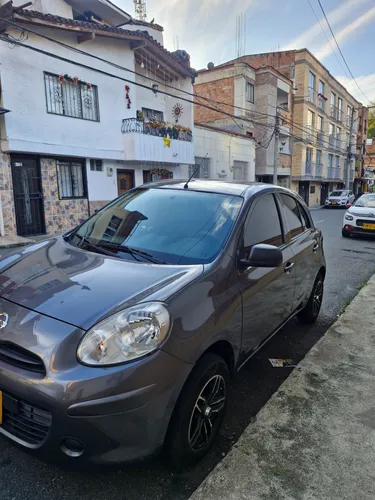 Nissan march mecanico 2020