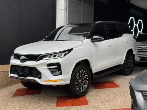 Toyota  Fortuner GR-S  Gazoo Racing sport 2024