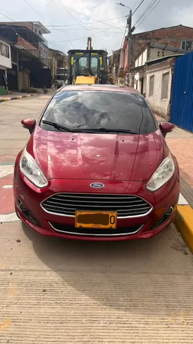 Se vende Ford Fiesta Titanium 2017 única propietaria