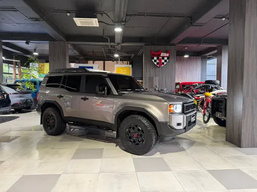 TOYOTA PRADO LC250 HIBRYDA