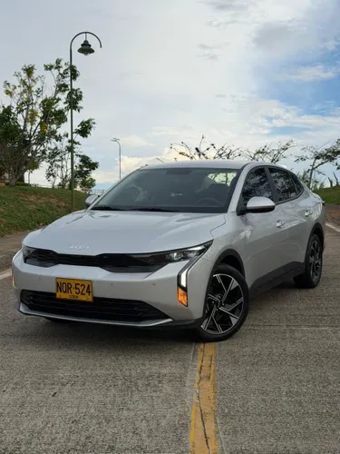 Kia Zenith K3 