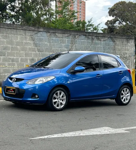 Mazda 2 2010 automático 