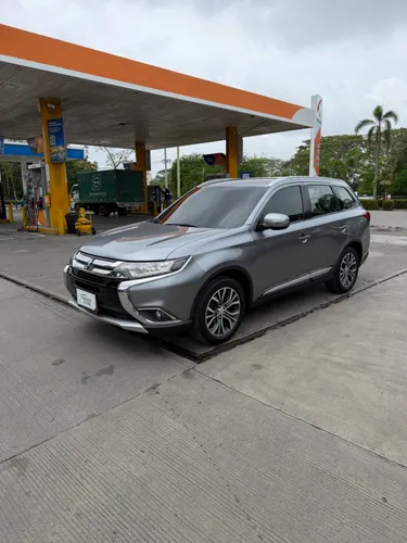 Mitsubishi Outlander Kaiteki 2.0cc 2016