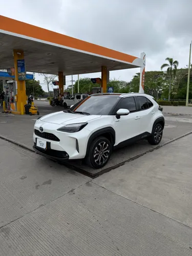 Toyota Yaris Cross XLS 1.5cc Hybrid 2022
