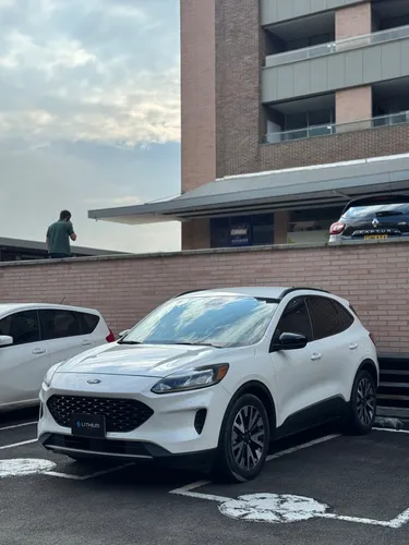 FORD ESCAPE SE HÍBRIDA 2020