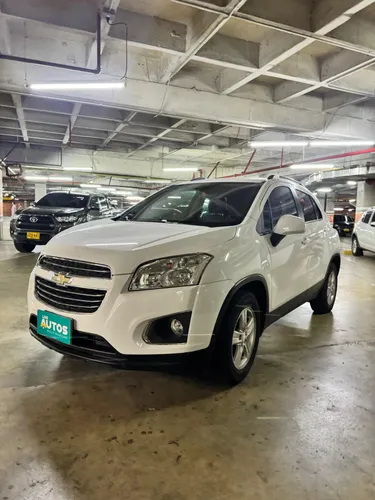 CHEVROLET TRACKER LS AT