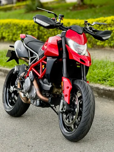 Ducati Hypermotard 950 2025