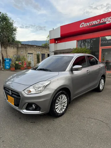 SUZUKI SWIFT DZIRE AT