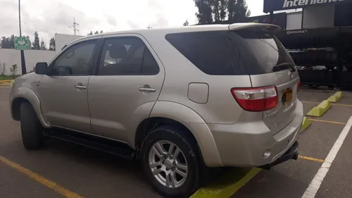 Toyota Fortuner 2010 Gasolina 4x4