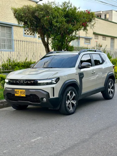 Renault Duster E-Tech