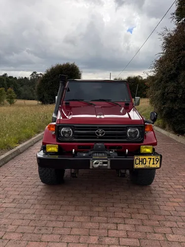 TOYOTA LAND CRUISER 1993