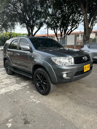 Toyota Fortuner 2012 2.7cc