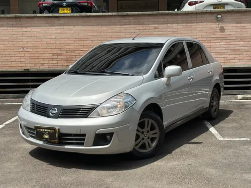 NISSAN TIIDA 2015 AT