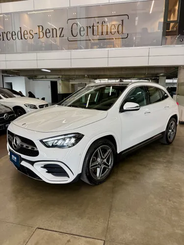 MERCEDES BENZ GLA250 4MATIC