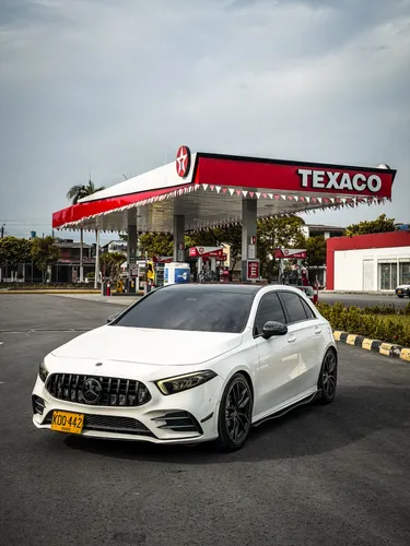 Mercedes Benz A35 AMG 