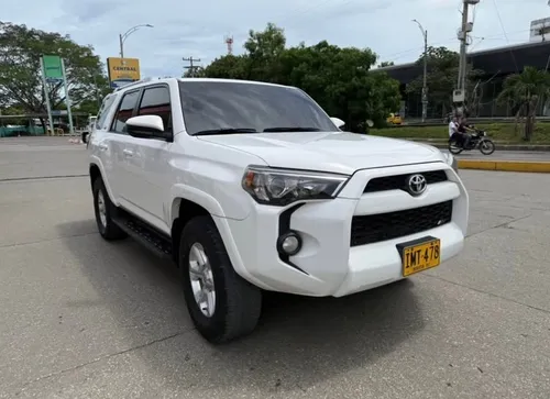 Toyota 4Runner Sr5