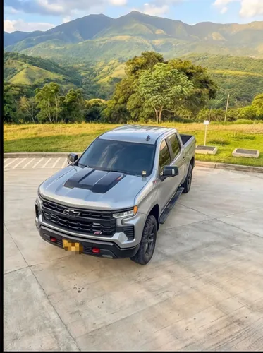 CHEVROLET SILVERADO Z71 2024