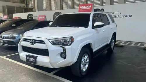 TOYOTA 4RUNNER SR5 2023