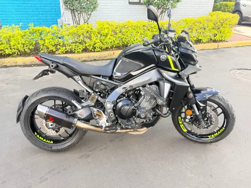 Yamaha mt09 v3 full sistem 