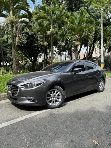 Mazda 3 Touring 2018 
