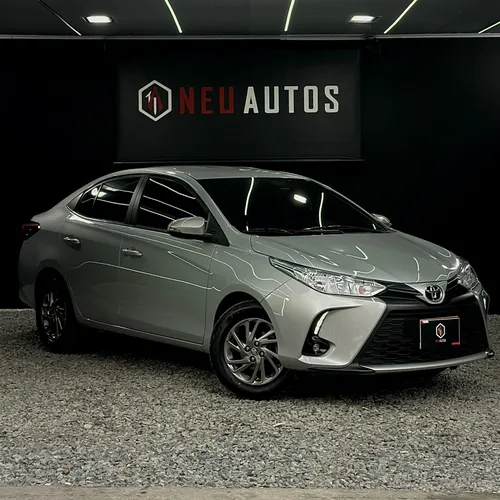 TOYOTA YARIS XS 2023
