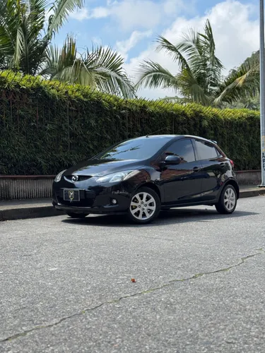 Mazda 2 2011 MT