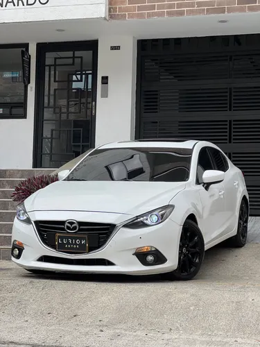 Mazda 3 Grand Touring modelo 2017 SALVAMENTO DE SURA