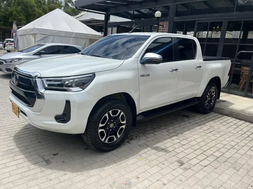 Toyota Hilux 2022 2.8 en perfectas condiciones 