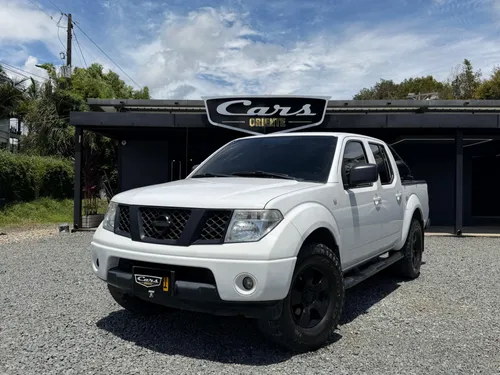 NISSAN NAVARA DOBLE CABINA  2011 