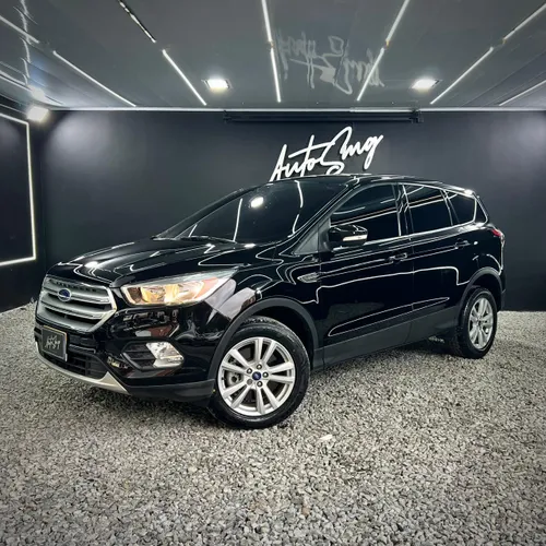 FORD ESCAPE SE NEGRO 2.0 2017 AT 