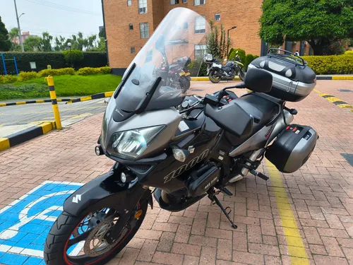 Suzuki V-Strom DL 1000 2008