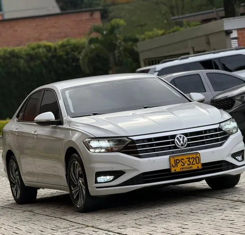 VOLKSWAGEN JETTA 1.4 TSI 