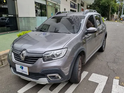 Renault Sandero Stepway Intense 1.6 AUTOMATICO modelo 2024