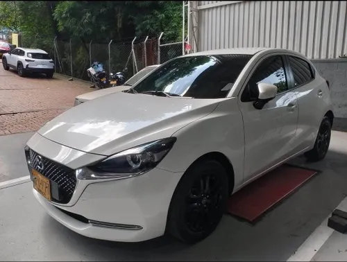 Mazda 2 Grand Touring LX 2022