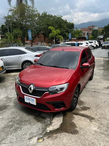RENAULT SANDERO LIFE