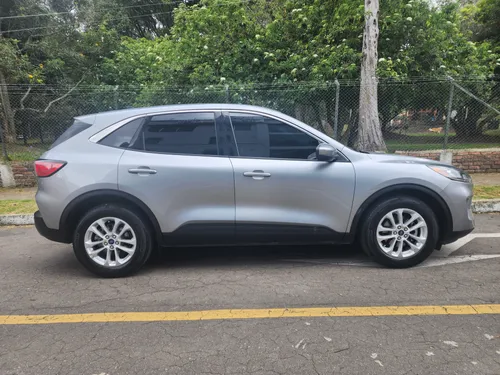 Ford Escape SE HEV - hibrida