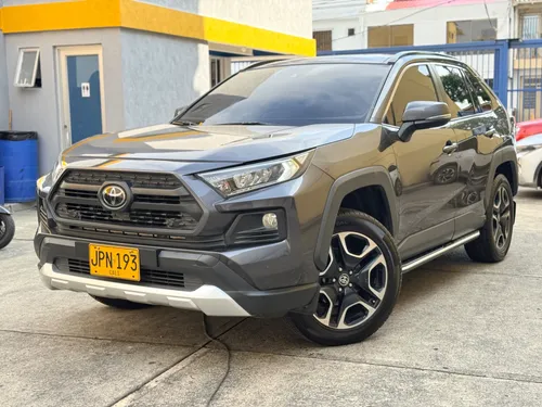 Toyota RAV4 Xroad 2020