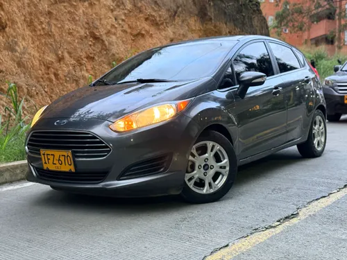 Ford Fiesta SE 2015