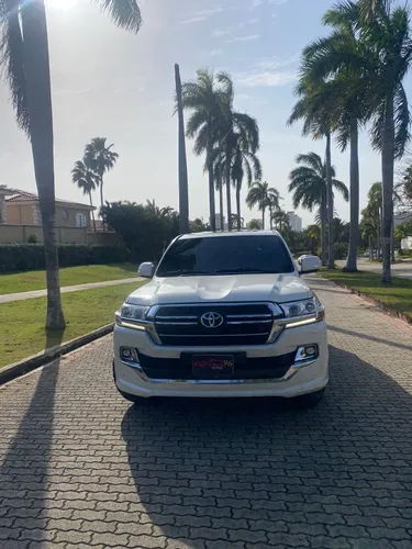 Toyota LC-200-VX Diésel Blindada 2 plus