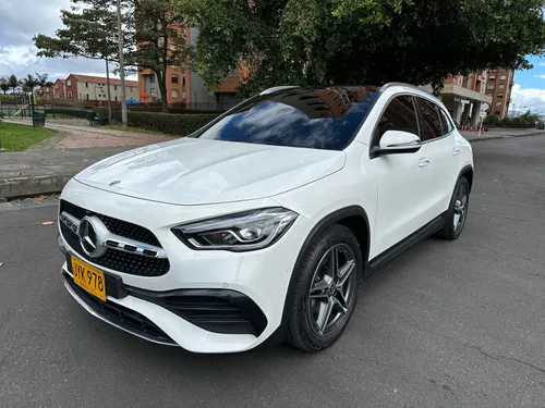 Mercedez Benz GLA 200